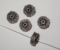 Ornate Wheels, 13mm, 5 pieces
