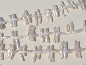 Fishbone White Pearls, 20mm x 20mm