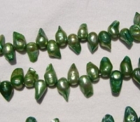 Mabe Pieces, Bright Meadow Green, 12x8mm