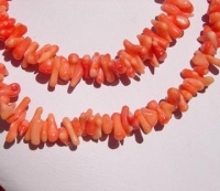 Salmon Shaded Coral Sticks, 8-9mm