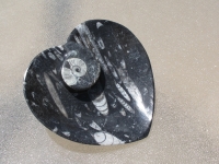 Fossil Stone Heart Dish, Black Medium