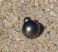 Soft Black Tahitian Teardrop Pearl, 12mm