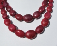 Ruby Graduated Oval Pebbles, 10-17mm