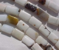 Pinto White Chalcedony Pillows, 23x15mm