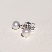 5.5-6mm Button Pearl Stud Earrings, White Grade A, Sterling