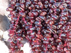 Red Garnet, 8x6mm teardrop