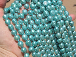 Bold Turquoise , 10-11mm baroque potato