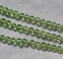 Peridot Polished Rounds, 4mm