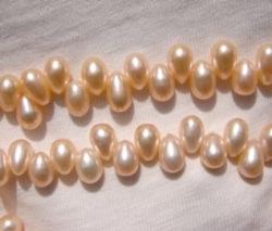 Peach Sunrise Dancing Pearls, 9x6mm