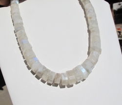 detail_4254_gemstone_bead547a.jpg