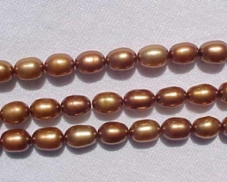 Golden Suede, 5-5.5mm rice