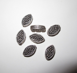 Ornate Long Kites, 9x15mm, 7 pcs