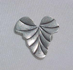 Ivy Leaf Pendant, 20mm