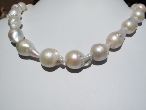 Creamy White Meteor 'Fireball' Pearls, Graduated 15-19mm