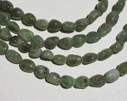 detail_644_peridot_bead03.jpg