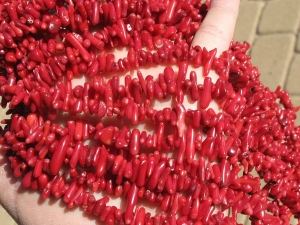 Dark Red Rustic Coral, 10mm mini branch