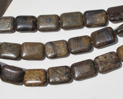 detail_69_gemstone_bead672.jpg