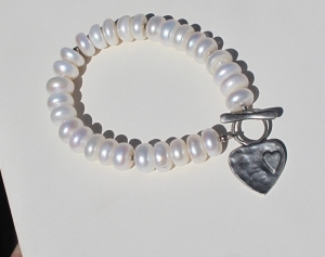 10mm Coin Pearl w/Sterling Heart Tag Clasp