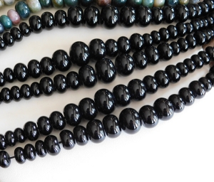 detail_7403_gemstone_bead829.jpg