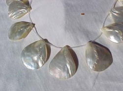 White MOP Teardrops, 30x20mm, 10 pieces