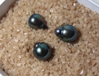 Set of 3 Dark Peacock Black Tahitian Pearls, Baroque 10mm