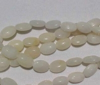 Ivory White Jade Ovals, 14x10mm